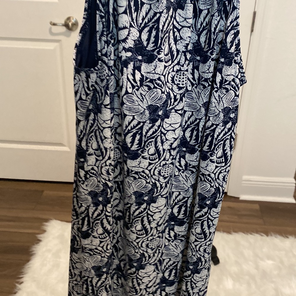Max Studio Dress - Picture 3 of 7